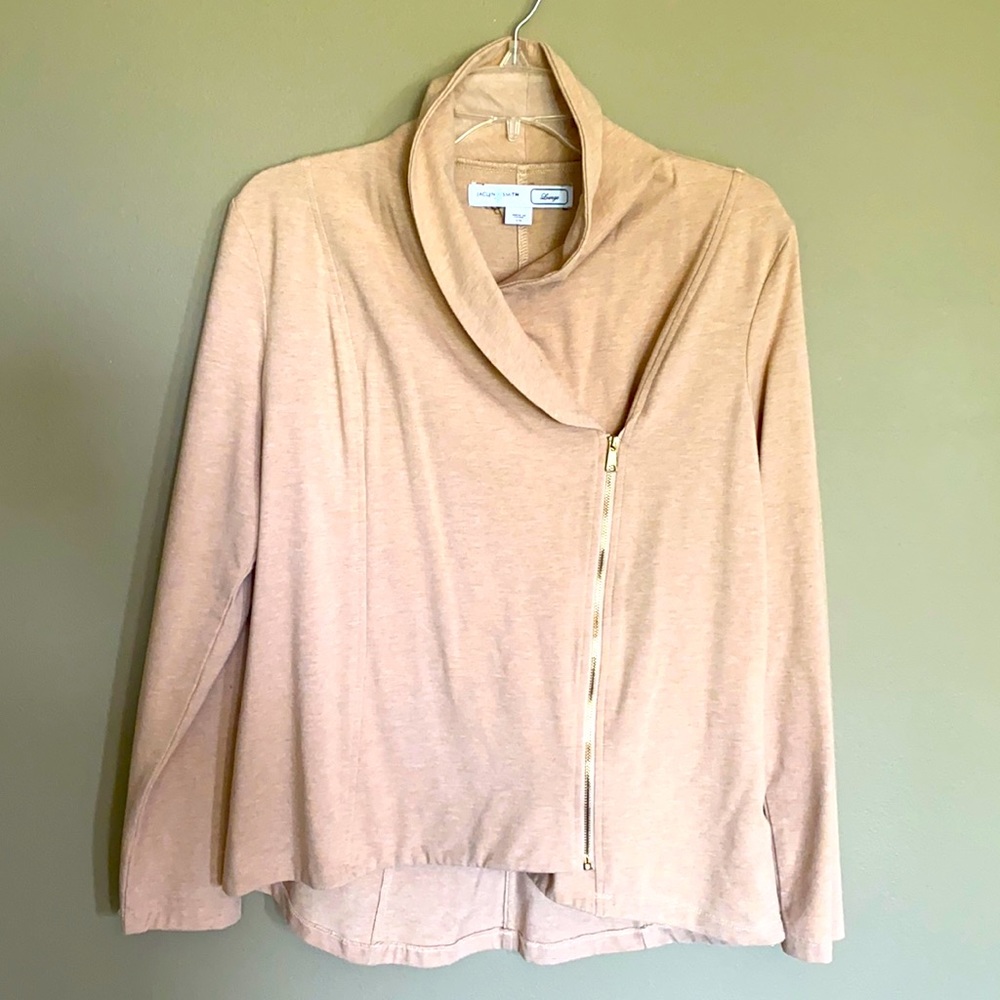 LAST CHANCE: Jaclyn Smith- EUC Asymmetrical Sweatshirt Sz L